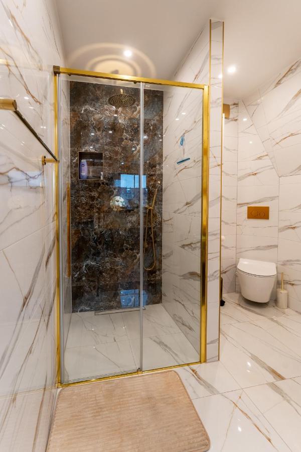 Apartament Zloty Jelonek - 4 Osobowy Na Placu Ratuszowym - Space Apart Єленя-Ґура Екстер'єр фото