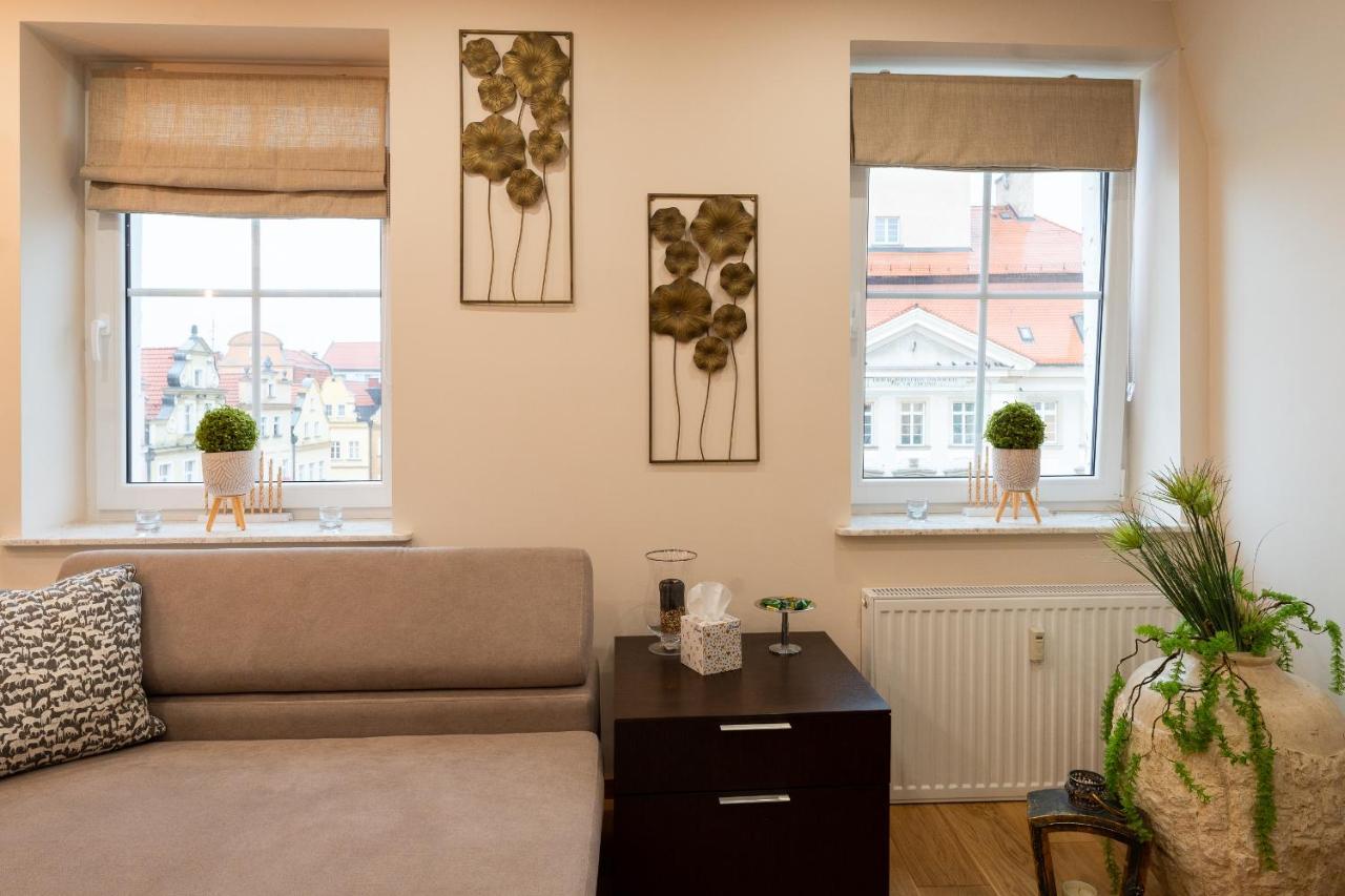 Apartament Zloty Jelonek - 4 Osobowy Na Placu Ratuszowym - Space Apart Єленя-Ґура Екстер'єр фото