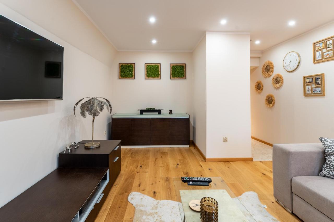 Apartament Zloty Jelonek - 4 Osobowy Na Placu Ratuszowym - Space Apart Єленя-Ґура Екстер'єр фото