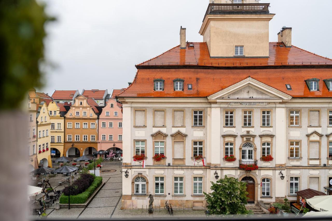 Apartament Zloty Jelonek - 4 Osobowy Na Placu Ratuszowym - Space Apart Єленя-Ґура Екстер'єр фото